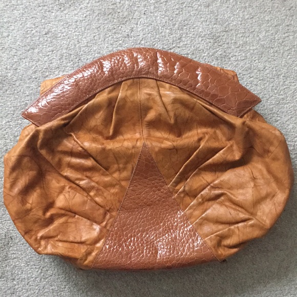 Braccialini | Italian Leather Handbag - Picture 6 of 12